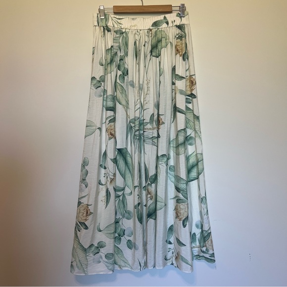 H&M Maxi Button Front Floral Skirt - Picture 3 of 5